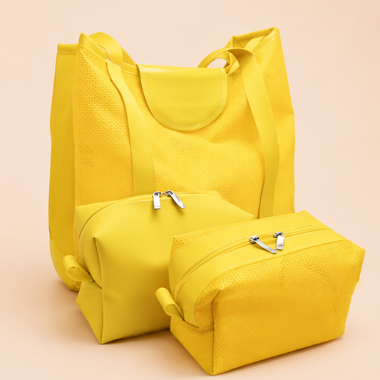 Kit Bolsa Amarela com 2 Necessaires Práticas Espaçosa Moderna e Versátil